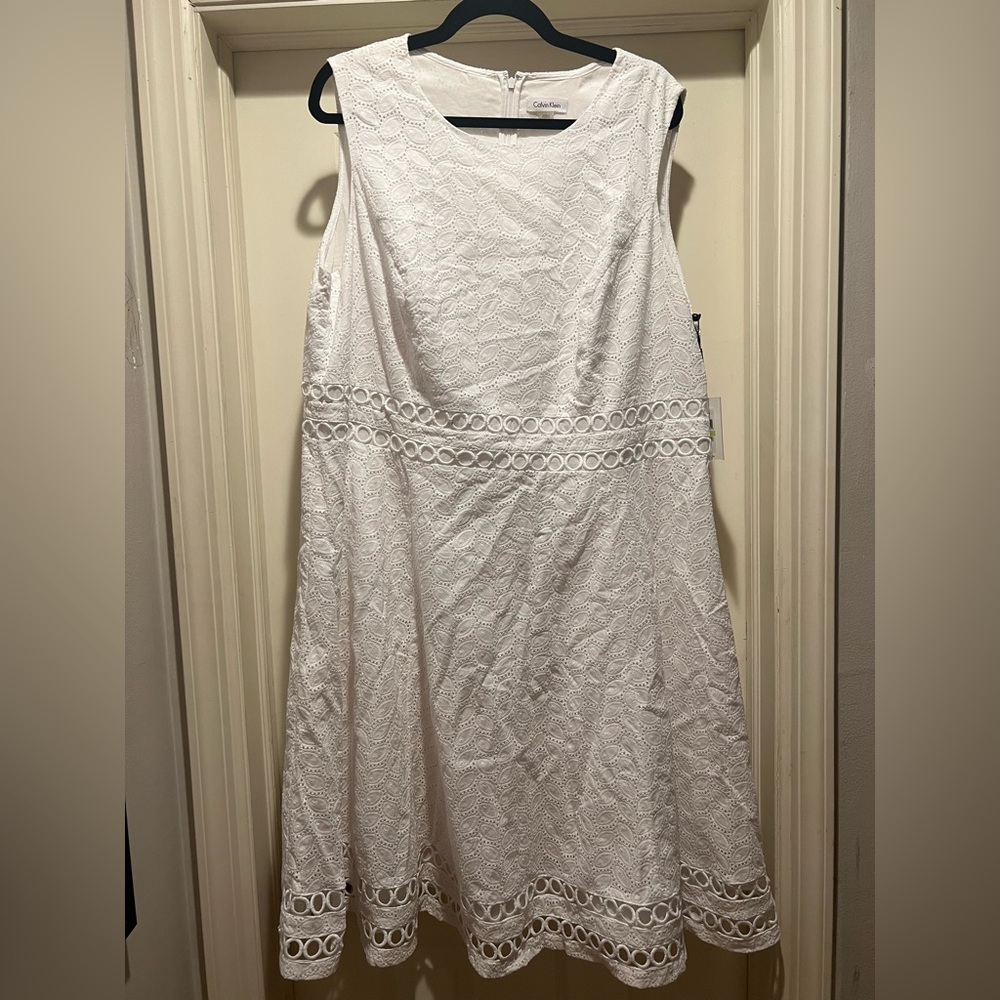 Calvin Klein White Textured Sleeveless Dress